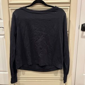 3 for 30! 📍 Black long sleeve 📍